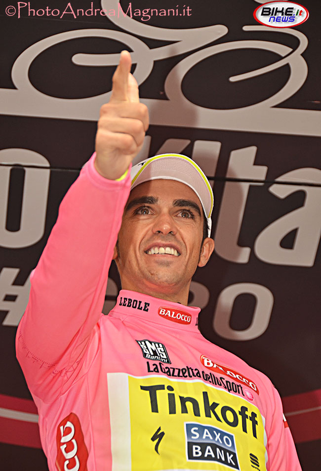 Il Pistolero Alberto Contador Ã¨ tornato padrone del Giro 2015 Â© PhotoAndreaMagnani/Bikenews.it
